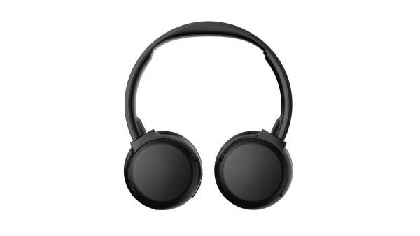Kids Bluetooth headphones with mic offer safe volume and 60-hour playtime